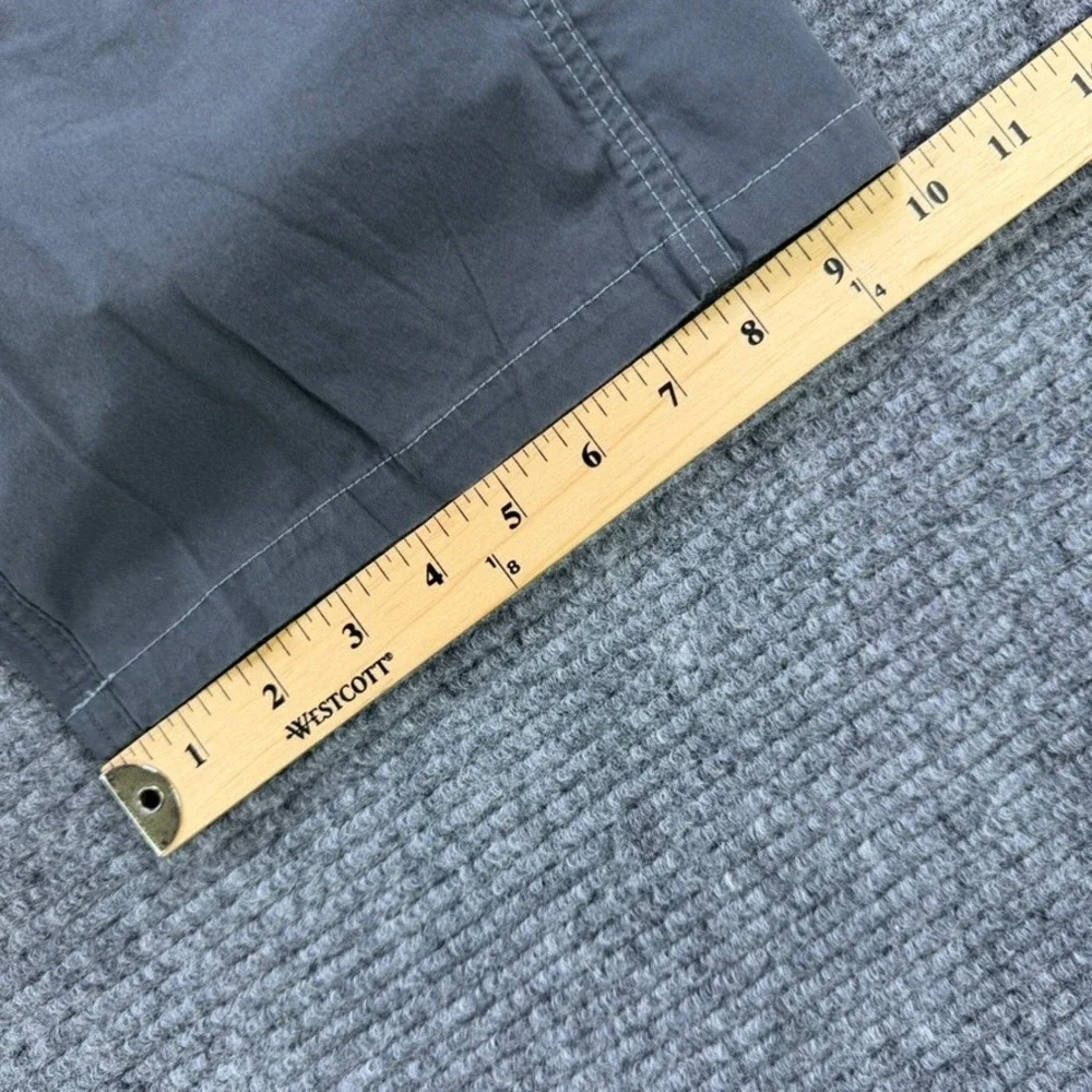 Kuhl Womens 2 Charcoal Gray Hiking Shorts Cargo Utility Outdoor Trekking Casual
